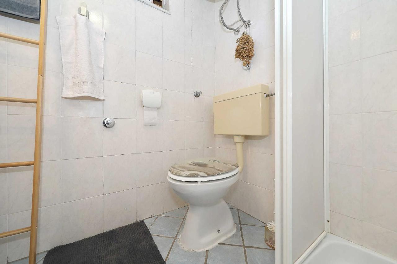 Malo Fali Vir Bagian luar foto